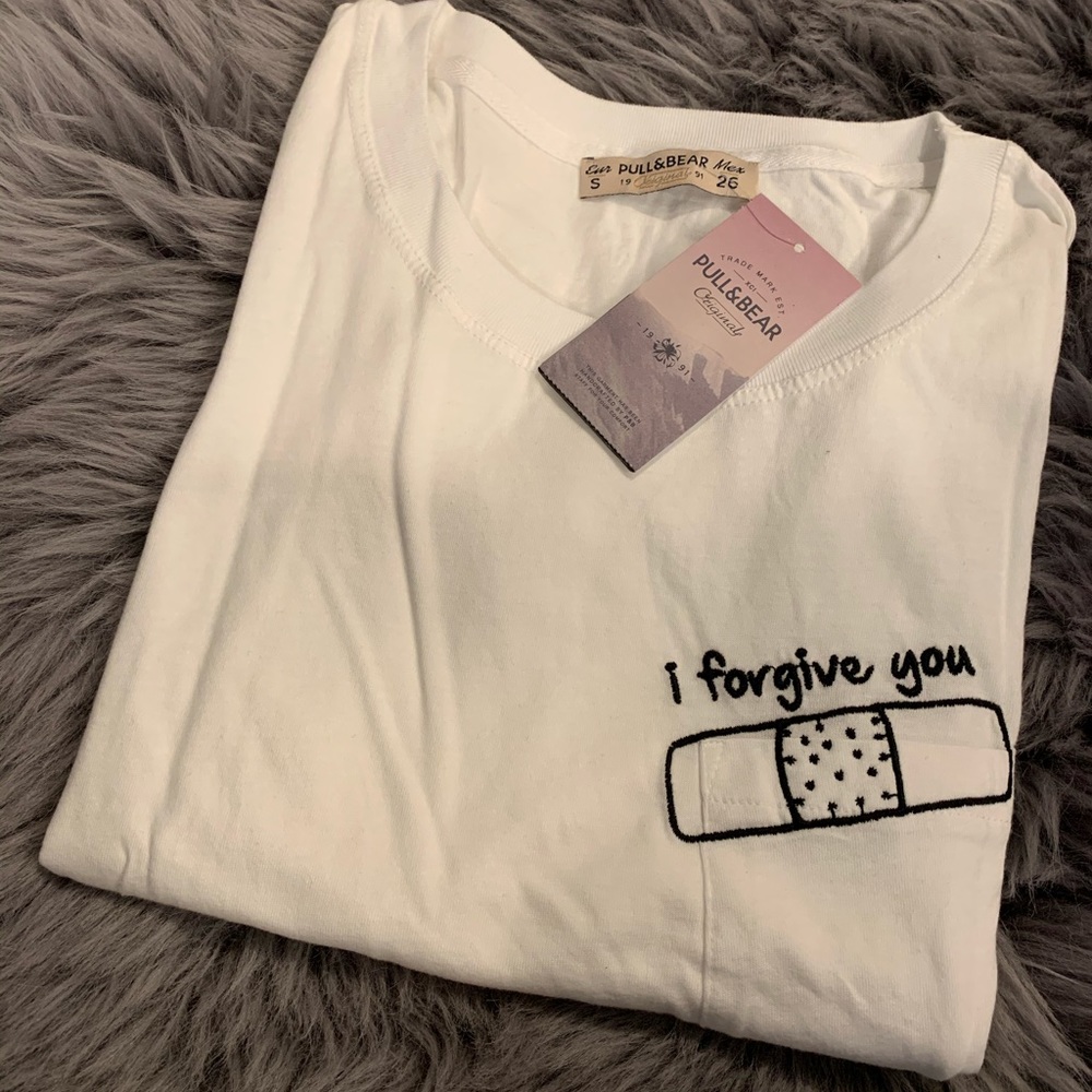 Brand New PULL&BEAR T-shirt